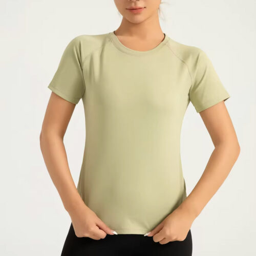Quick Dry Seamless Polyester Sports T-Shirt - Sportswear -...